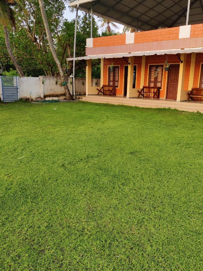 Wind &Waves Apartment Kollam Ngoại thất bức ảnh